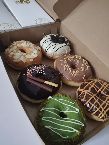 Donat teras - Gastronomi dan perhotelan