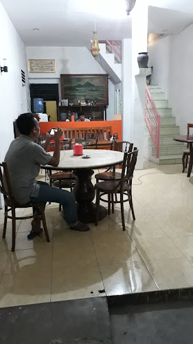 Warkop Jati Pak Belalang