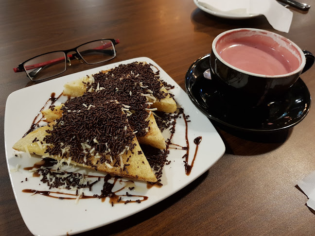 Comentarii opinii despre Loteng Cafe Modernland