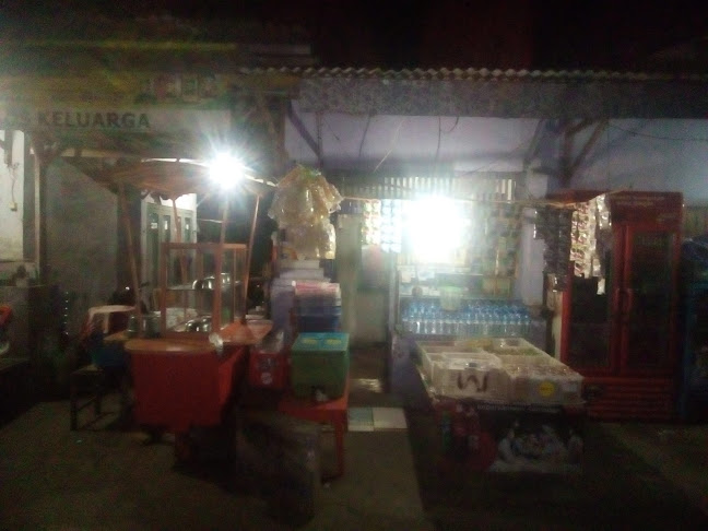 Opinii despre Warung Makan Bu Dir în Kota Mataram - Gastronomi dan perhotelan