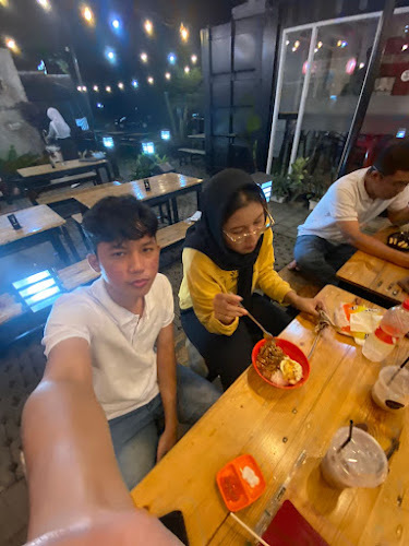 Warunk Container 79 - Kota Depok