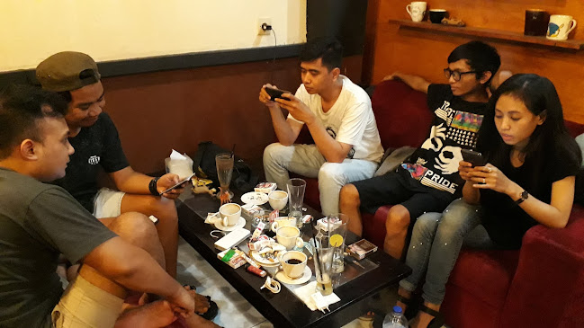 Opinii despre Dreamblack Coffee în Kota Mojokerto - Gastronomi dan perhotelan