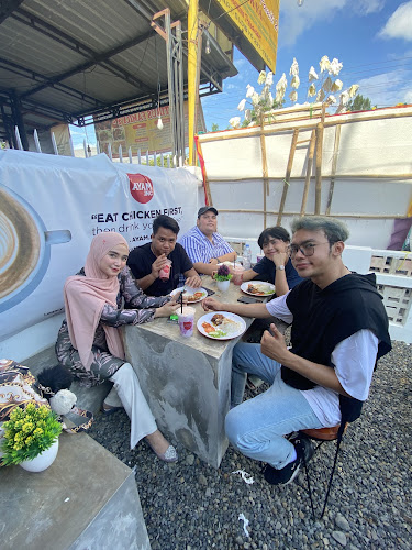 Jl. Kapten Sudibyo No.228, Randugunting, Kec. Tegal Sel., Kota Tegal, Jawa Tengah 52123