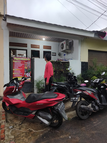 Opinii despre Dapoer Aroma în Kota Tangerang Selatan - Gastronomi dan perhotelan