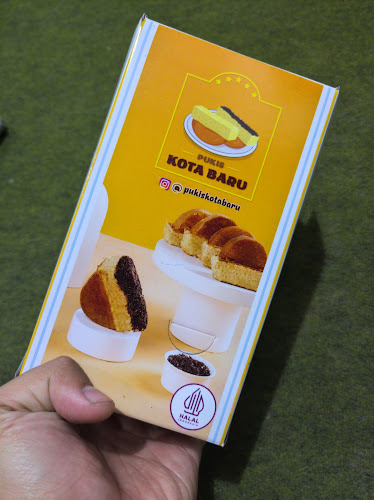 PUKIS DAN MARTABAK KOTABARU (Magelang)
