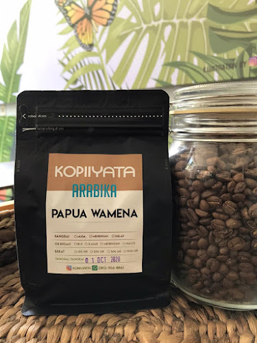 Opinii despre KOPIIYATA BUKIT RIVARIA în Kota Depok - Gastronomi dan perhotelan