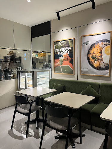 Koma Point - Gastronomi dan perhotelan