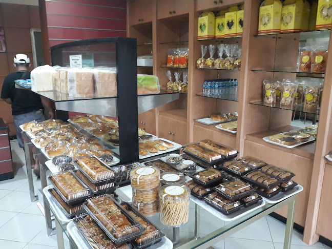 Zulfa Cake Shop & Bakery