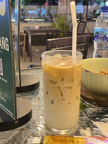Opinii despre Sambang Cafe & Eatery în Surabaya - Gastronomi dan perhotelan