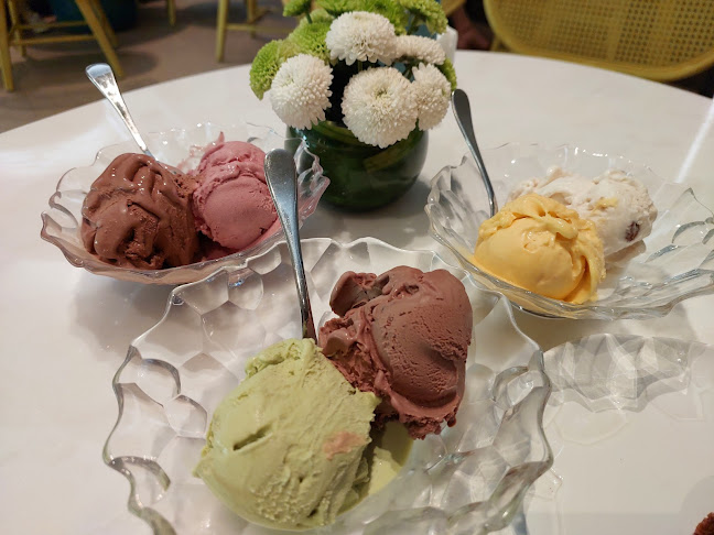 Goolali Gelato Bar & Patisserie