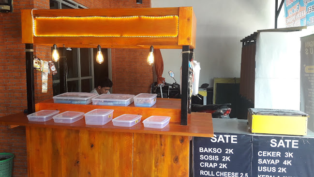 KEDAI KOPI ANGKRINGAN KAMPUS - Gastronomi dan perhotelan