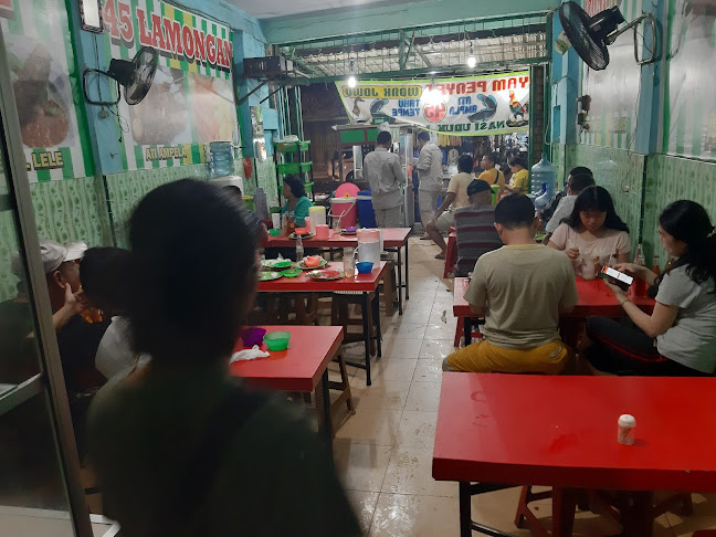 Opinii despre Ayam Penyet Wonk Jowo în Kota Tebing Tinggi - Gastronomi dan perhotelan