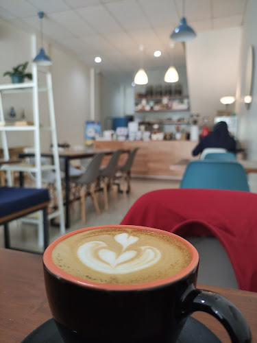 Secangkir Kopi - Gastronomi dan perhotelan