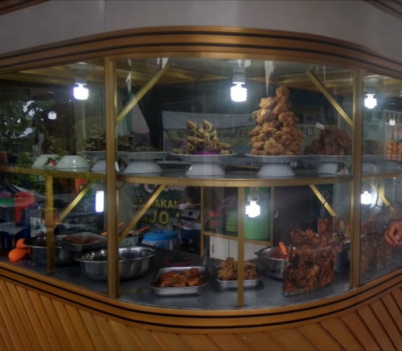 Opinii despre Rumah Makan Ajo Asli în Kota Medan - Gastronomi dan perhotelan