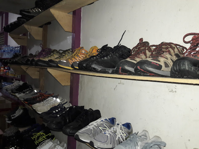 Cafe PLUTO (Si Way Cafe) - Kota Singkawang