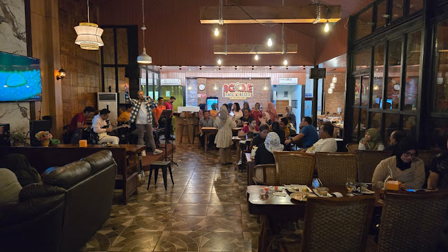 Comentarii opinii despre Score Cafe & Resto