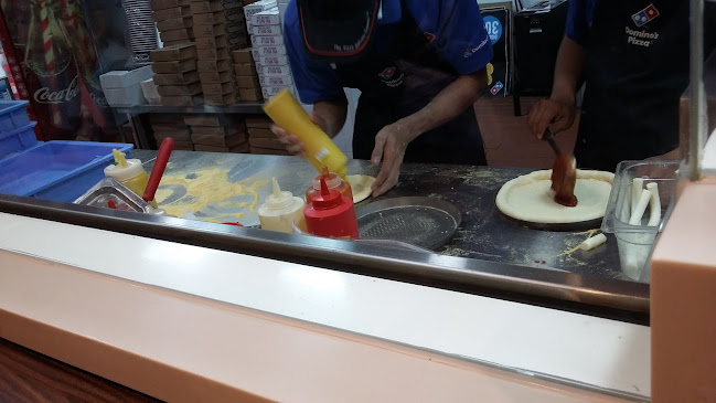 Domino's Pizza - Kelapadua Depok - Gastronomi dan perhotelan