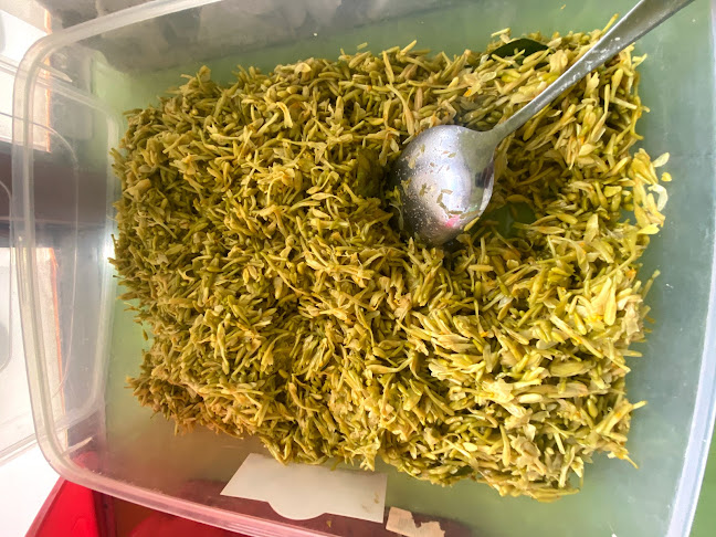 Opinii despre GEROBAK KRITING în Kota Jayapura - Gastronomi dan perhotelan