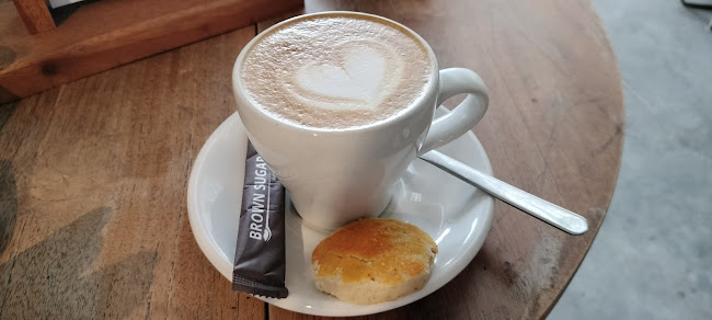 The Island Grocer Cafe - Kota Denpasar