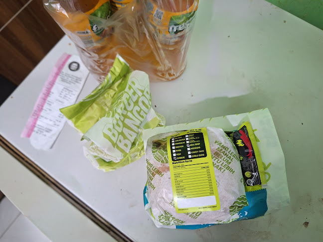 Opinii despre Burger Bangor Buah Batu în Kota Bandung - Gastronomi dan perhotelan