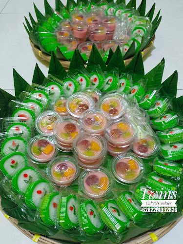 Twins Cake & Cookies