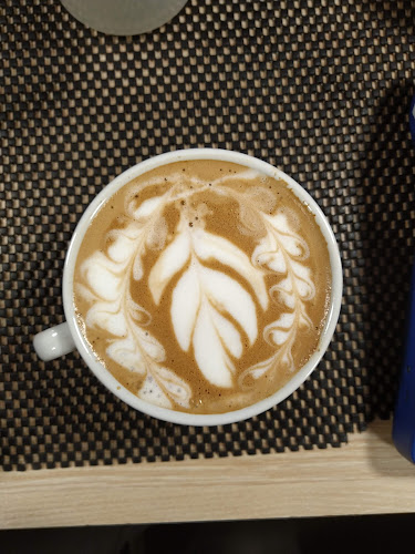 Opinii despre Kawela Coffee în Kota Surakarta - Gastronomi dan perhotelan