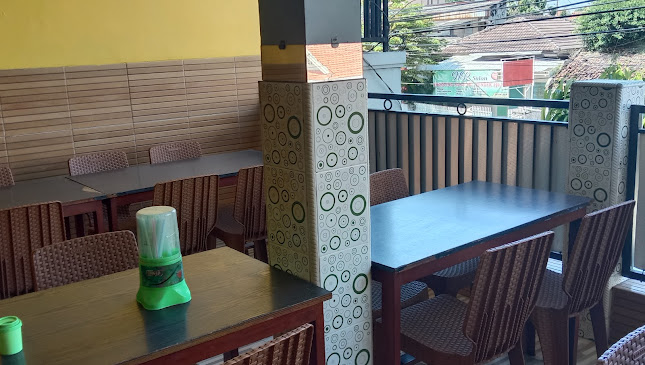 Sate Ayam Tegal Pak Tjasmadi Sidjan - Gastronomi dan perhotelan