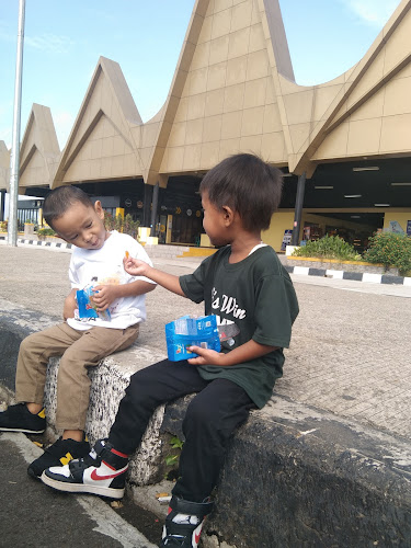 Opinii despre Kue Mak Sri în Kota Bandar Lampung - Gastronomi dan perhotelan