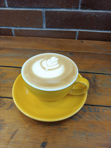 Opinii despre Kopi MADI în Kota Tangerang Selatan - Gastronomi dan perhotelan