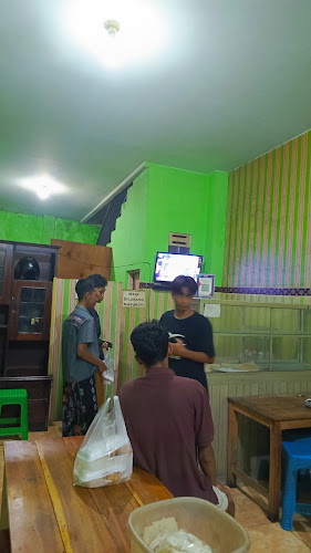 Rumah Makan Mak SRI - Kota Blitar