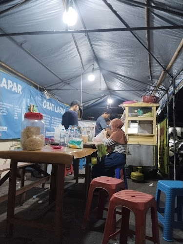 Opinii despre Nasi Goreng OBAT LAPAR în Surabaya - Gastronomi dan perhotelan