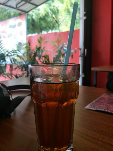 Opinii despre Labbaik Chicken Kaligandu în Kota Serang - Gastronomi dan perhotelan