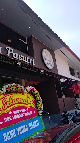 Sate Tongseng Pasutri - Gastronomi dan perhotelan