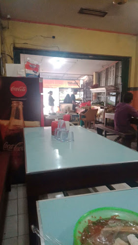 Opinii despre Sate Padang Tiga Putra în Kota Bandar Lampung - Gastronomi dan perhotelan