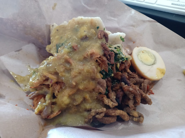 Opinii despre Blayag dan Nasi Campur Bu Nyoman Buleleng în Kota Denpasar - Gastronomi dan perhotelan