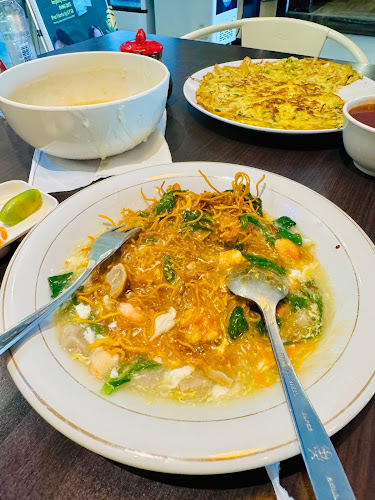 Manna Bakery & Cafe - Gastronomi dan perhotelan