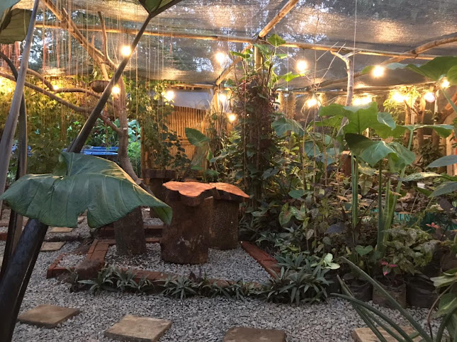 Jl. Tapaksiring No.A45, Samaan, Kec. Klojen, Kota Malang, Jawa Timur 65112