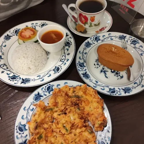 Djoen Bakery, Coffee & Resto sedjak 1935 - Kota Yogyakarta