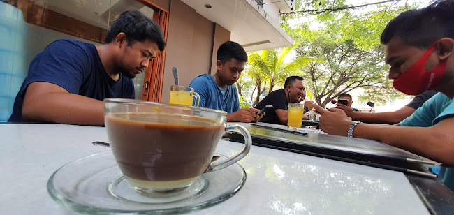 Opinii despre Kong Djie Coffee Duta Garden în Kota Tangerang - Gastronomi dan perhotelan