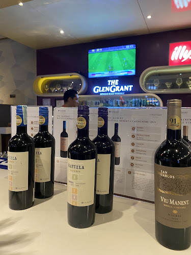 Jl. Dr. Djunjunan No.96, Sukabungah, Kec. Sukajadi, Kota Bandung, Jawa Barat 40162