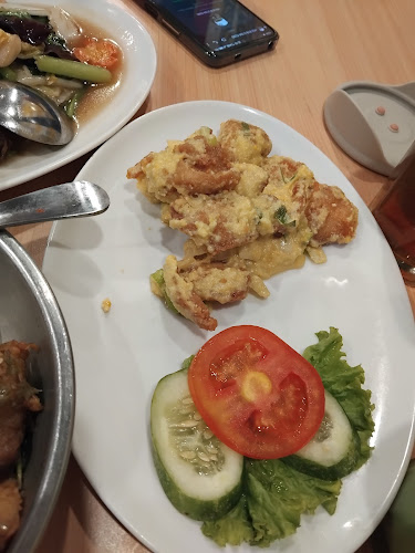 Comentarii opinii despre D'Cost Seafood Bandung Indah Plaza