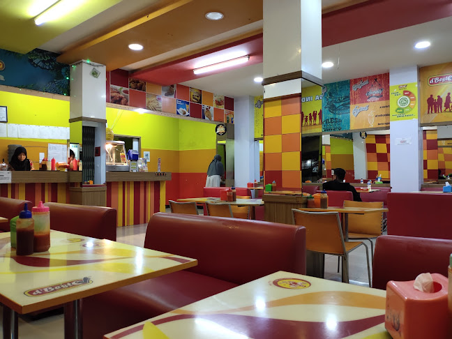 D'Besto Chiken and Burger Tarok Bukittinggi - Gastronomi dan perhotelan