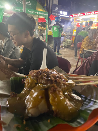 Opinii despre Sate Jhony în Kota Batam - Gastronomi dan perhotelan