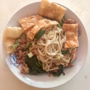 Opinii despre Bakso Malang Arema în Kota Tangerang - Gastronomi dan perhotelan