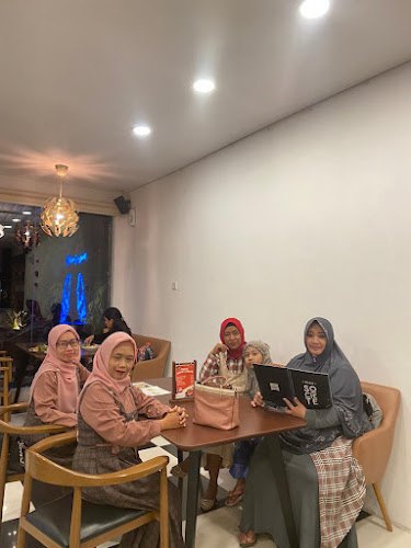 Jl. Joyoboyo No.21, Dandangan, Kec. Kota, Kota Kediri, Jawa Timur 64129