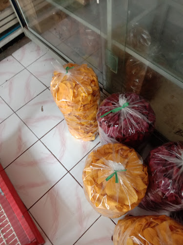 Kripik Paru - Abon - Dendeng - Gastronomi dan perhotelan