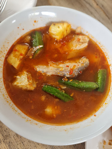 Comentarii opinii despre Warung Bambu Lulu Sop Kepala Ikan