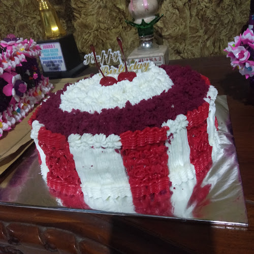 Comentarii opinii despre Adrey Cake (Menjual Kue Ulang tahun,Nasi Tumpeng, dll) {Pesan baru dibuat}