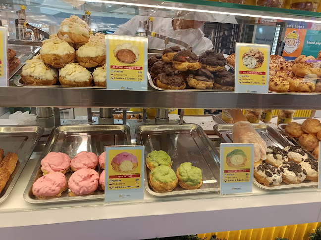 Opinii despre Beard Papa Paragon în Kota Semarang - Gastronomi dan perhotelan