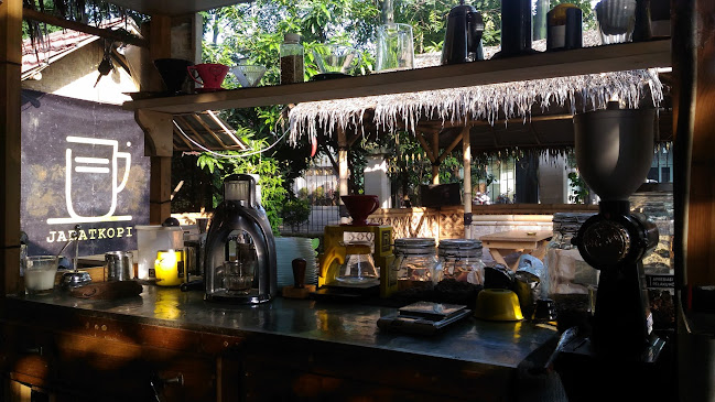 Ke, Jl. Arya Wangsakara No.2, RT.002/RW.012, Bugel, Kec. Karawaci, Kota Tangerang, Banten 15114